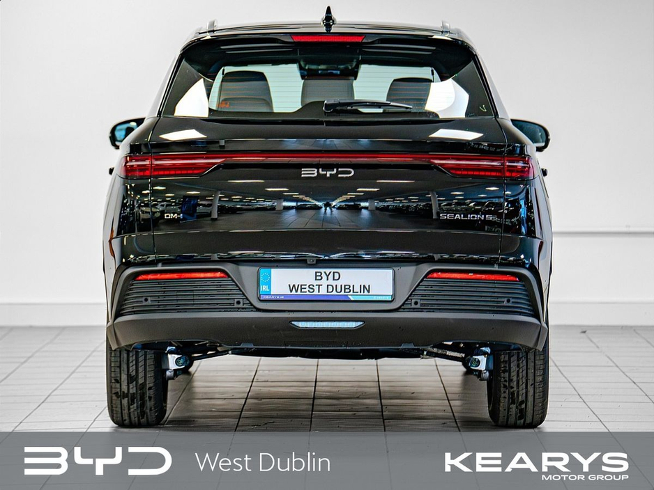 2026 BYD Sealion 5 - image 6