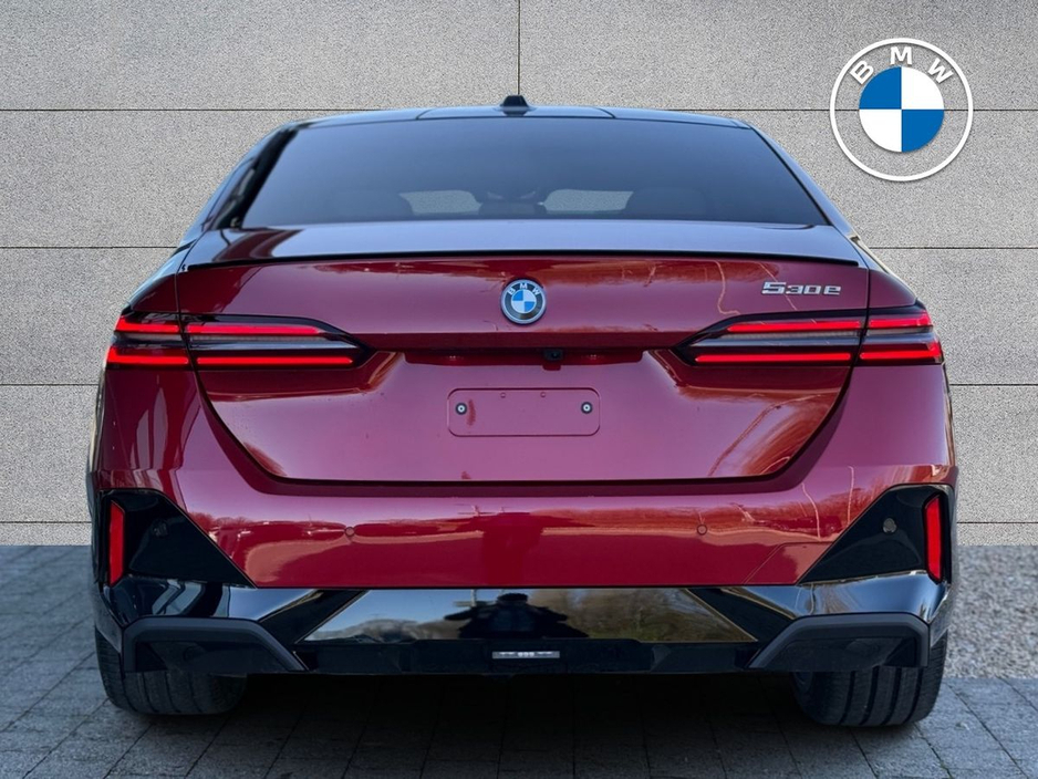 2026 BMW 5 Series - image 10