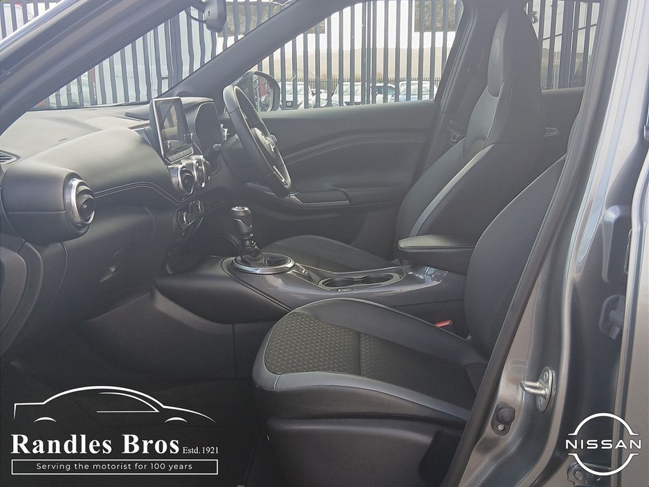 2023 Nissan Juke - image 11