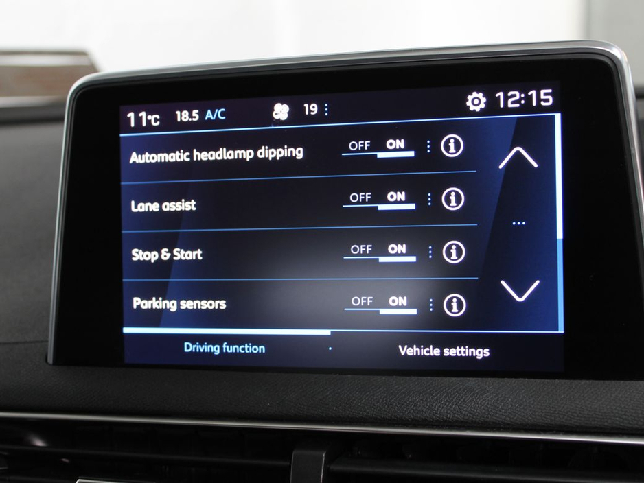 2019 Peugeot 3008 - image 16