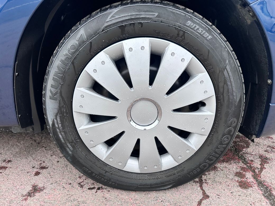 2019 Dacia Sandero - image 32