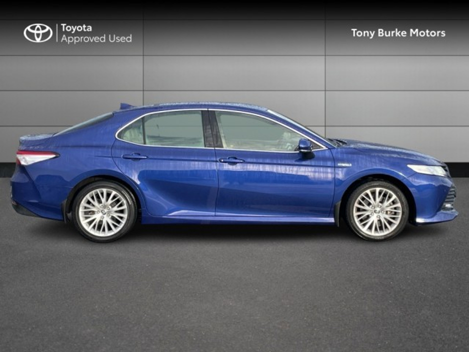 2020 Toyota Camry - Platinum Edition - Ivory Leather - 2.5 Hybrid - Top Spec - Automatic - Irish Car - 55,465 km // Remote Central Locking // Front Electric Windows // Rear Electric Windows // Electric Mirrors // Finge €31,999