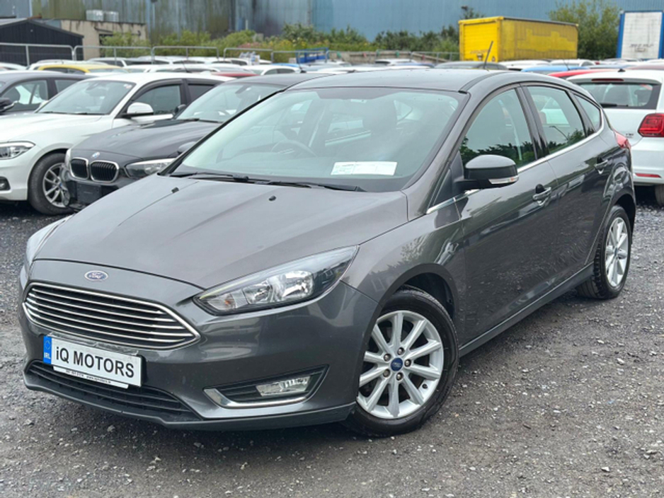 2018 Ford Focus - image 2