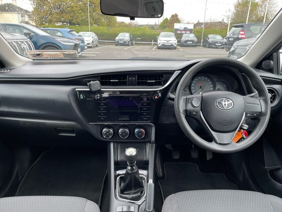 2017 Toyota Corolla *WAS €17,444 NOW €16,888* COROLLA 1.4 D4D TERRA €16,888