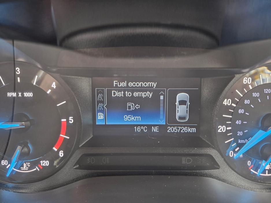 2015 Ford Mondeo - image 20