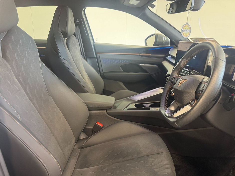 2025 Cupra Terramar - image 12