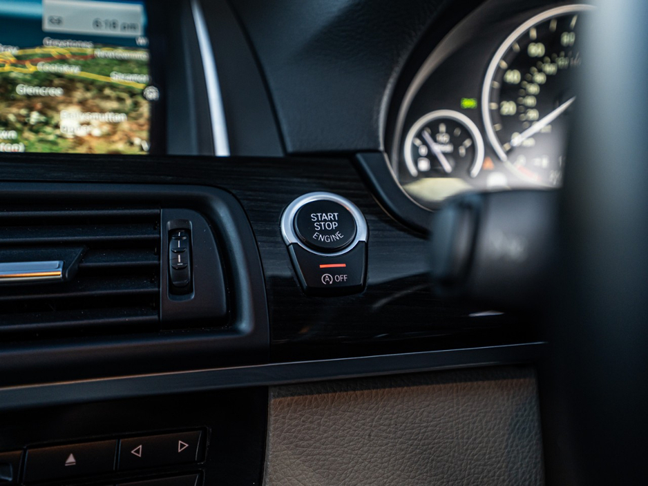 2015 BMW 5 Series - image 33