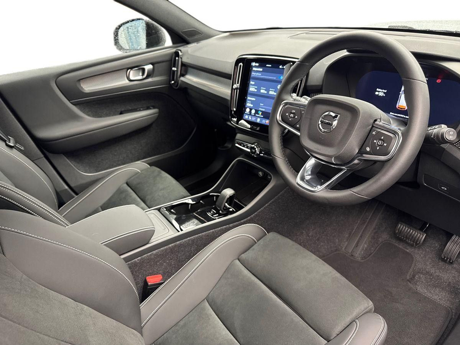 2026 Volvo EX40 BLACK EDITION *1.9% APR* €110 PER WEEK ON PCP €49,995