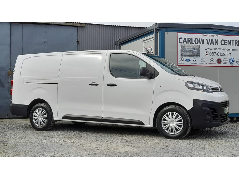 2022 Citroen Dispatch - image 2