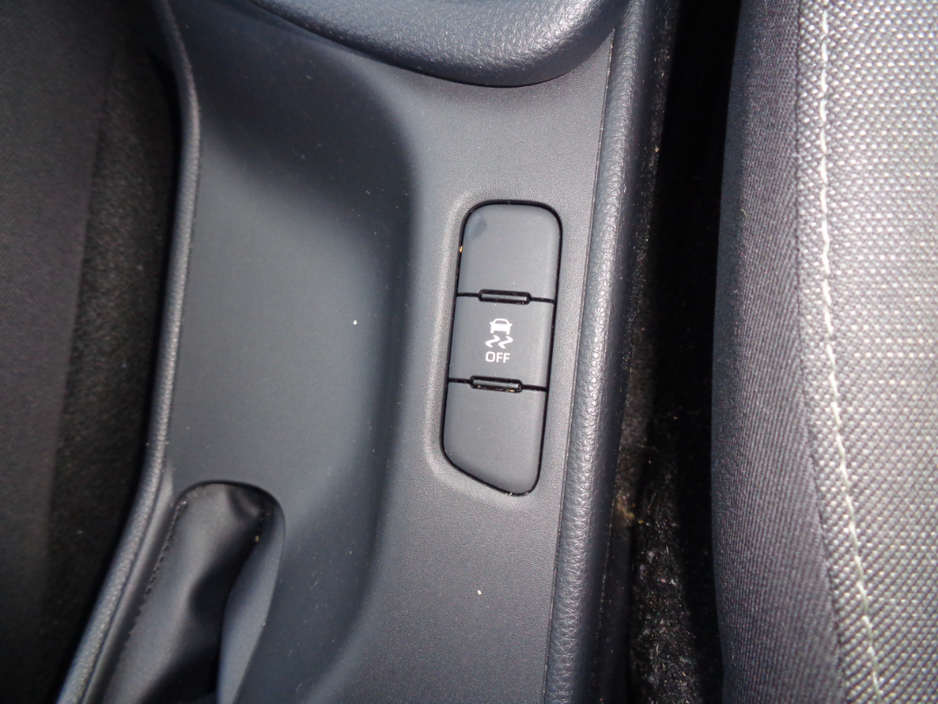 2022 Toyota Yaris 1.0 Luna 4DR