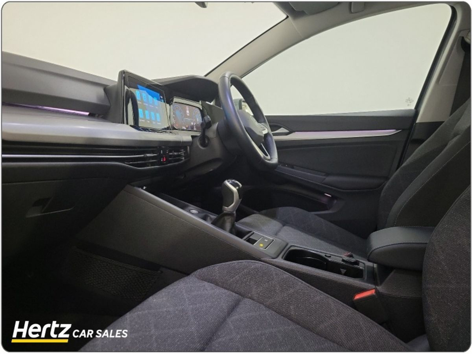 2024 Volkswagen Golf LIFE 110HP TSI Petrol Manual €25,495