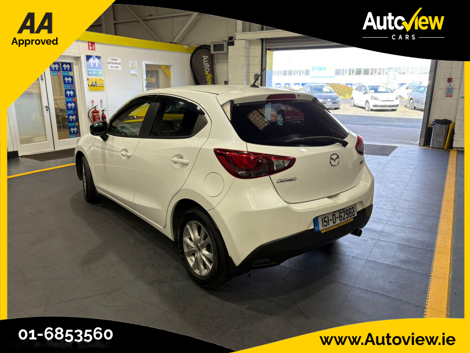 2015 Mazda Mazda2 - image 7