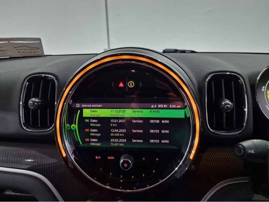 2021 MINI Countryman SE ALL4 EXCLUSIVE (PLUG IN HYBRID) AUTOMATIC **ONE OWNER / HUGE SPEC / APPLE CARPLAY / CRUISE CONTROL / FULL BLACK LEATHER / HEATED FRONT SEATS / REVERSE CAMERA / REAR TINTED GLASS / SAT NAV** €27,900