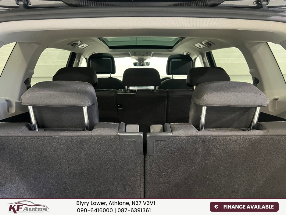 2022 Volkswagen Tiguan - image 23