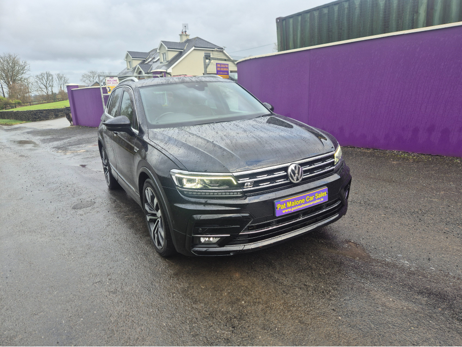 2020 Volkswagen Tiguan - image 2