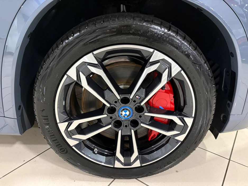2025 BMW X1 25e M-SPORT PRO X-DRIVE=ONLY 8000 MILES//HUGE SPEC//AS NEW=BMW WARRANTY UNTIL 02/2028=TAILORED FINANCE PACKAGES INCL PCP AVAILABLE=TRADE IN'S WELCOME €52,995