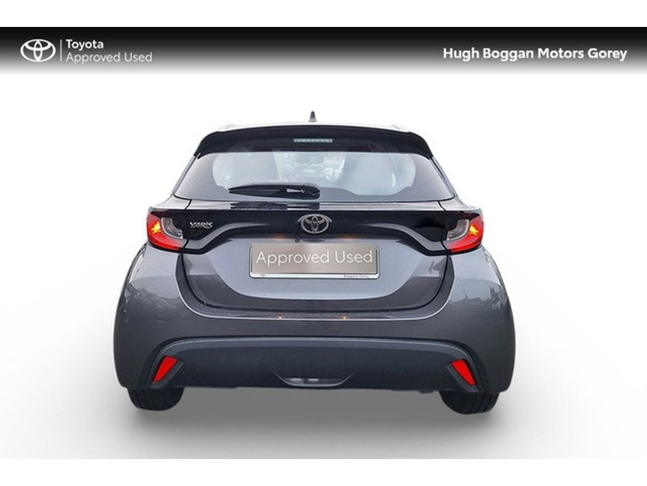 2022 Toyota Yaris  €16,950