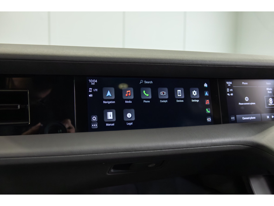 2023 Porsche Taycan - image 16