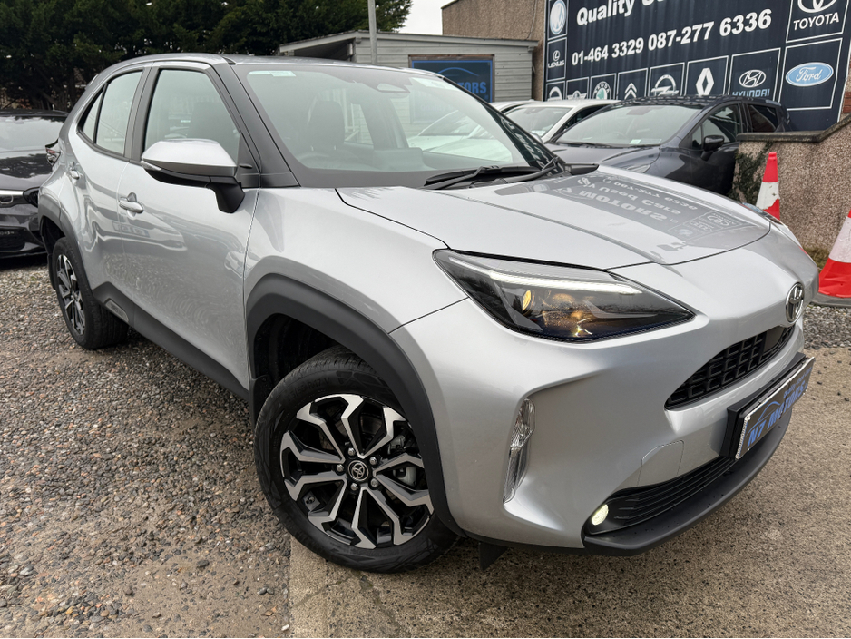 2025 Toyota Yaris Cross 1.5 LUNA AUTO €26,950