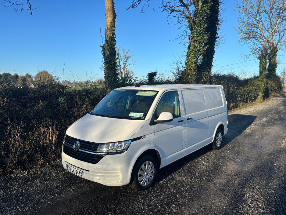 2021 Volkswagen Transporter  €16,998