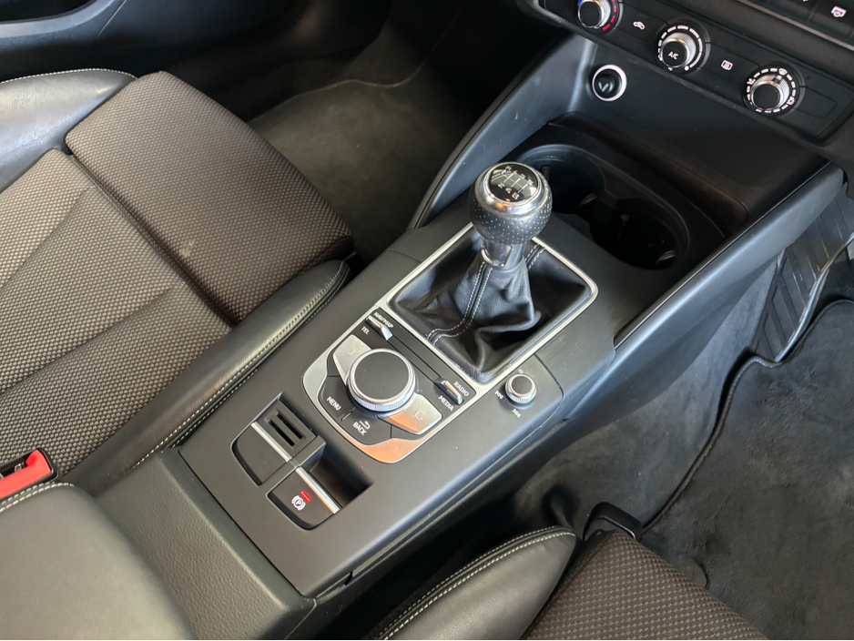 2016 Audi A3 - image 11