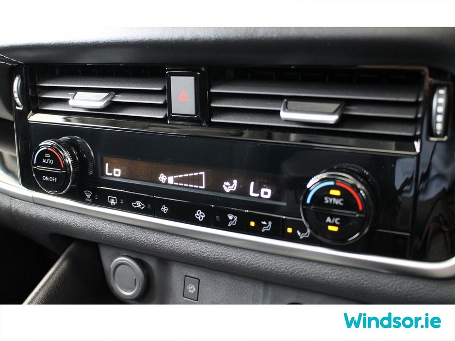 2023 Nissan Qashqai E-POWER SV PREMIUM €3000 Scrappage Offer €36,495