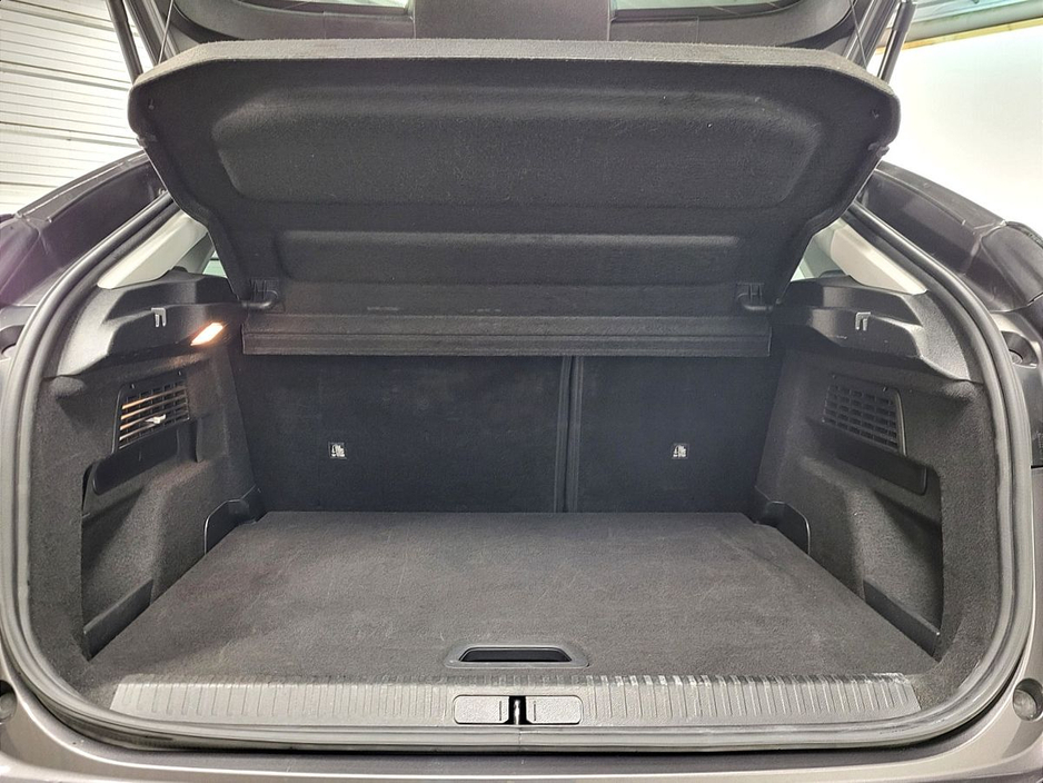 2023 Citroen C4 - image 11