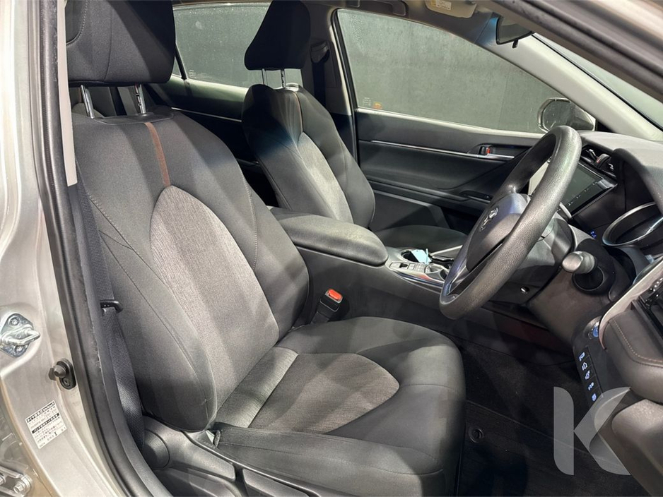 2020 Toyota Camry - image 13