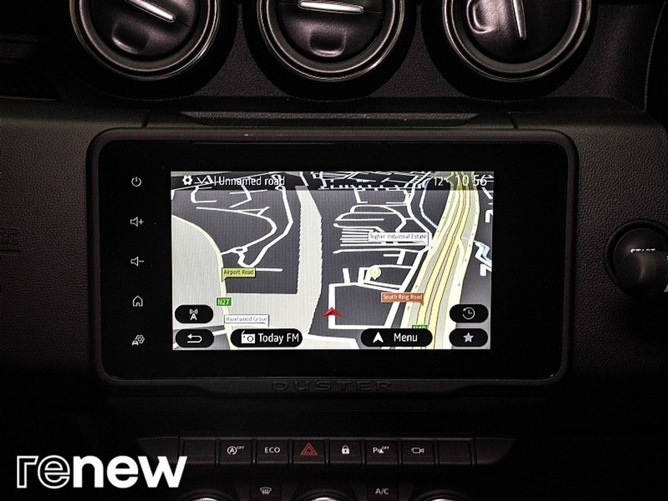 2022 Dacia Duster - image 32