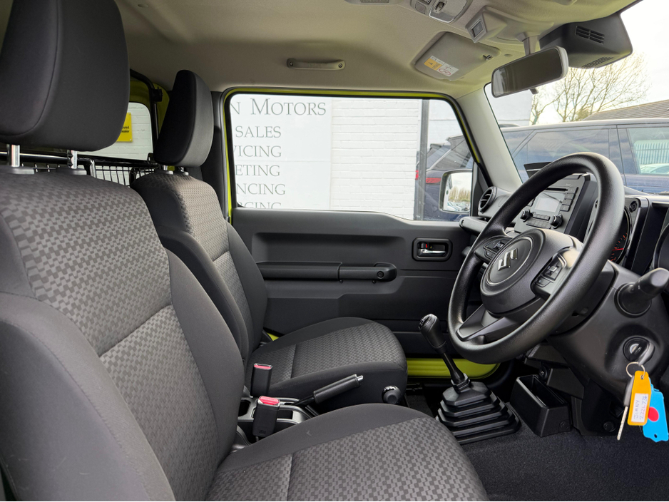 2022 Suzuki Jimny - image 16