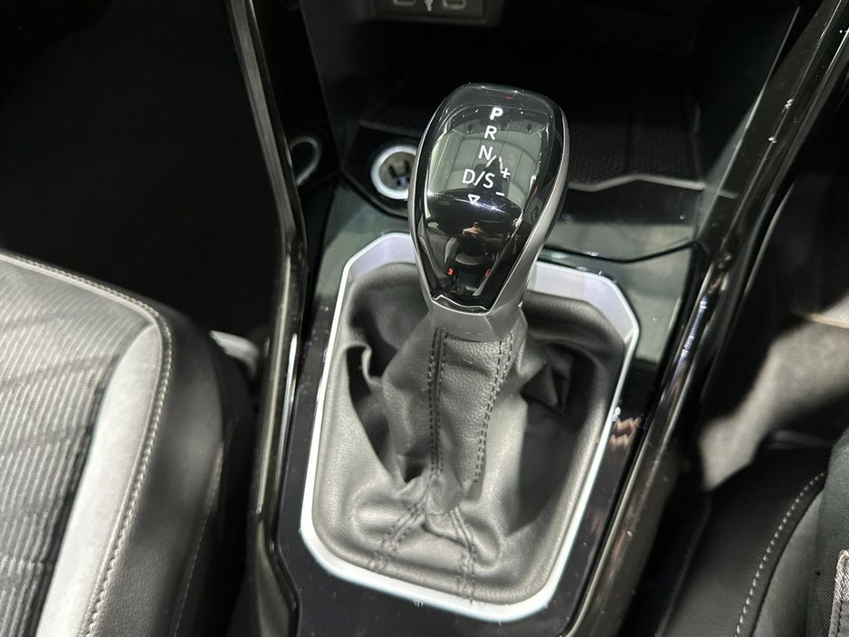 2023 Volkswagen T-Roc R Line Automatic 1.5 Tsi €33,800