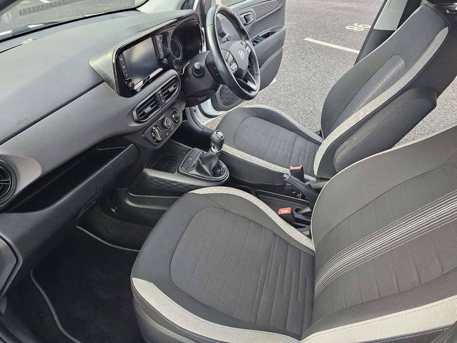 2021 Hyundai i10 1.0 PETROL Deluxe Plus MODEL LOW MILEAGE, FINANCE, NEW NCT, WARRANTY, 5 STAR REVIEWS €13,995