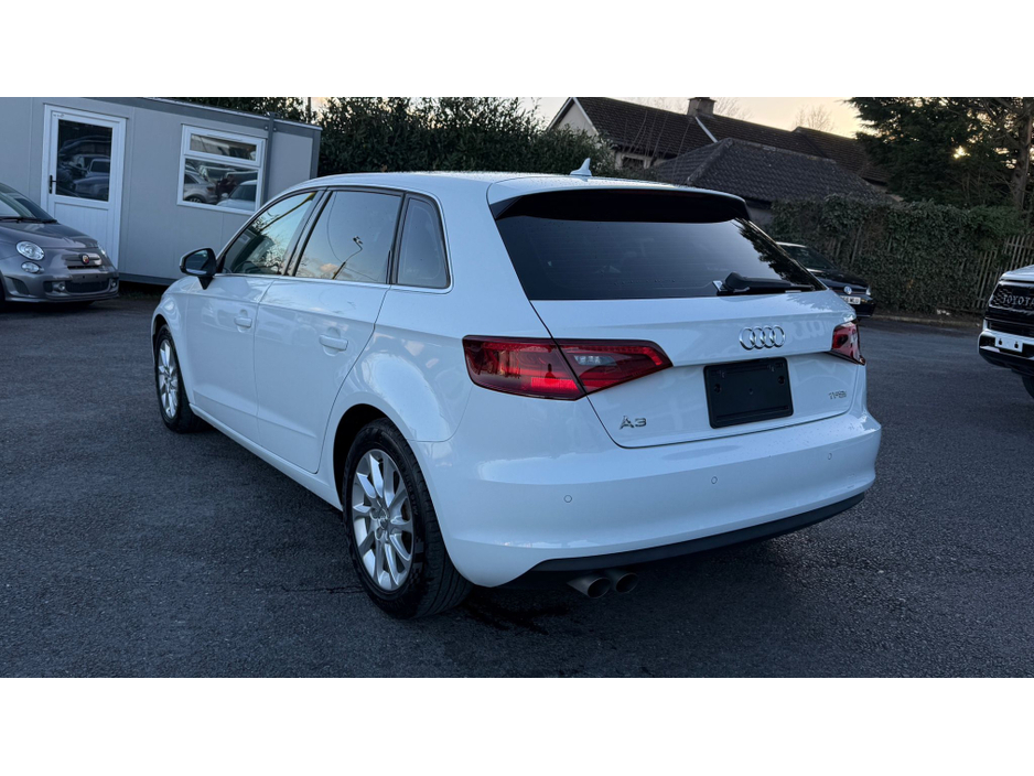 2016 Audi A3 - image 5