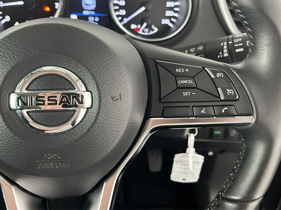 2020 Nissan Qashqai 1.3**SEMI DIGITAL DASH**PANORAMIC ROOF**TOUCH SCREEN MEDIA**DUAL CLIMATE CONTROL**REVERSE CAMERA**MULTIFUNCTIONAL STEERING WHEEL**BLACK CLOTH INTERIOR**ELECTRIC HANDBRAKE**FINANCE AVAILABLE** €20,995