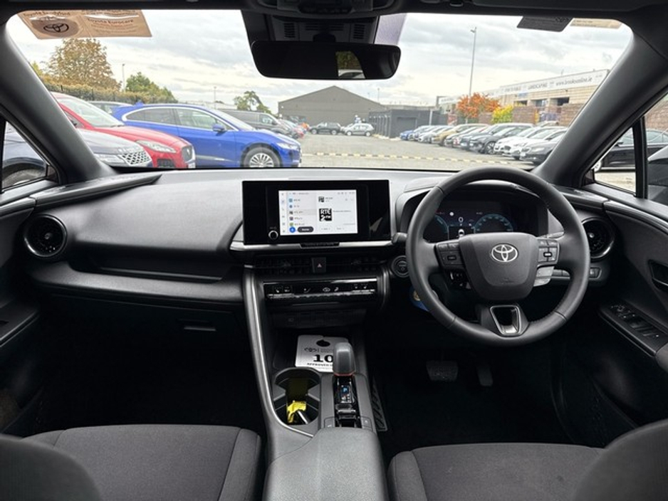 2024 Toyota C-HR NEW MODEL HYBRID SPORT // HEATED SEATS // APPLE CARPLAY/ANDROID AUTO // FULL WARRANTY €36,945
