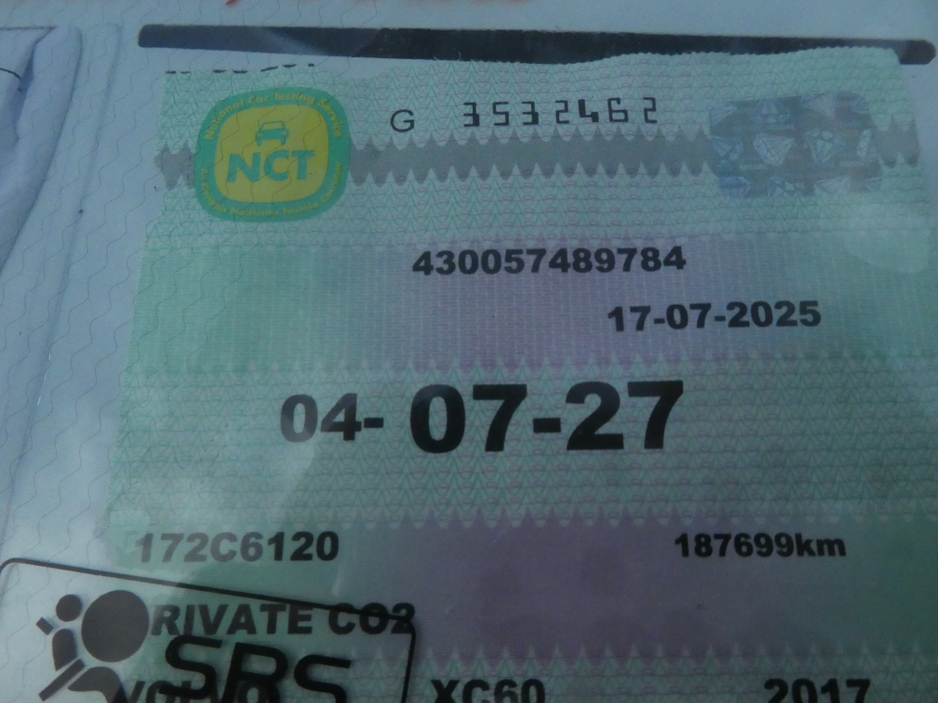 2017 Volvo XC60 2.4D D5 R-DESIGN LUXURY NAV AWD