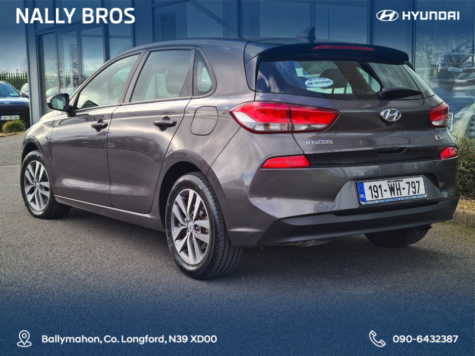 2019 Hyundai i30 - image 4