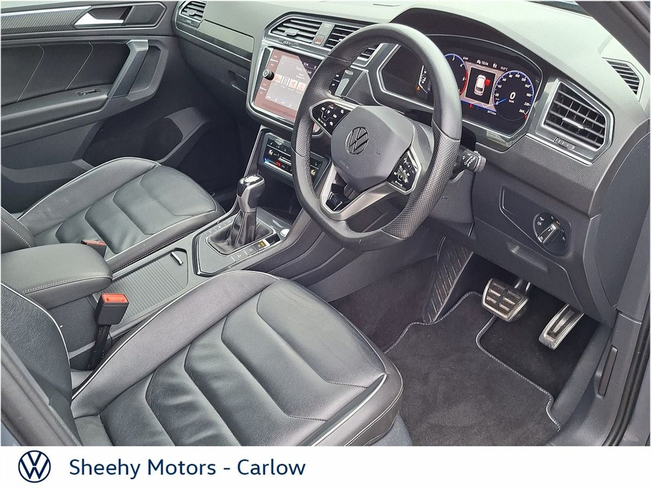 2024 Volkswagen Tiguan - image 8