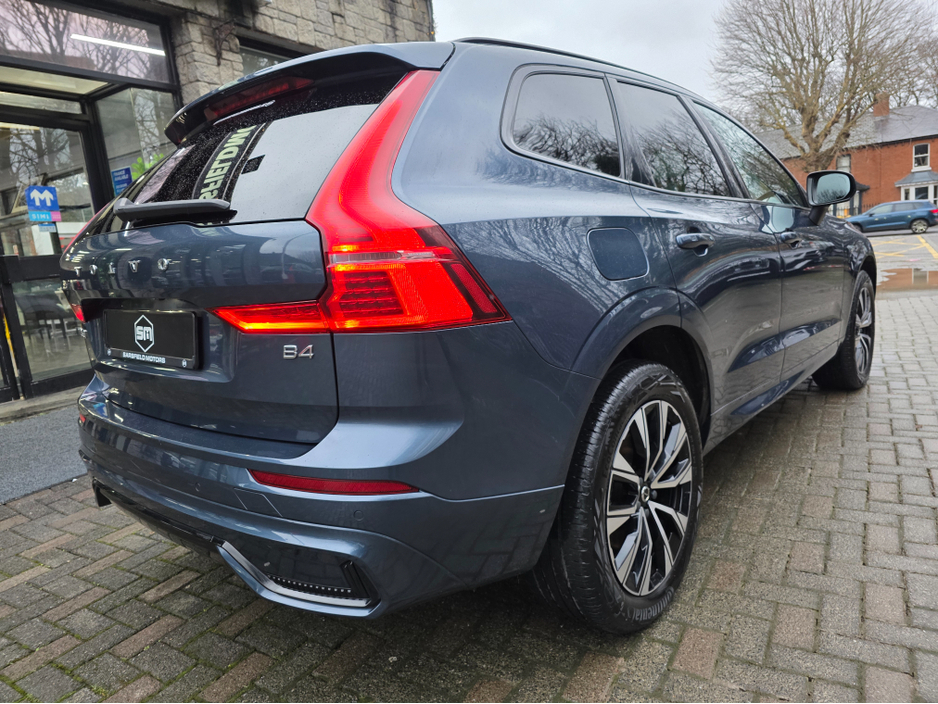 2023 Volvo XC60 2.0 B4 PLUS DARK AUTO. HUGE SPEC. FINANCE ARRANGED. SIMI. AA APPROVED. €42,950