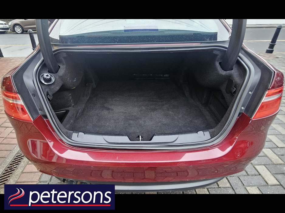 2015 Jaguar XE 2.0L 14D ADJ200 PRESTIGE 4DR AUTOMATIC €12,950