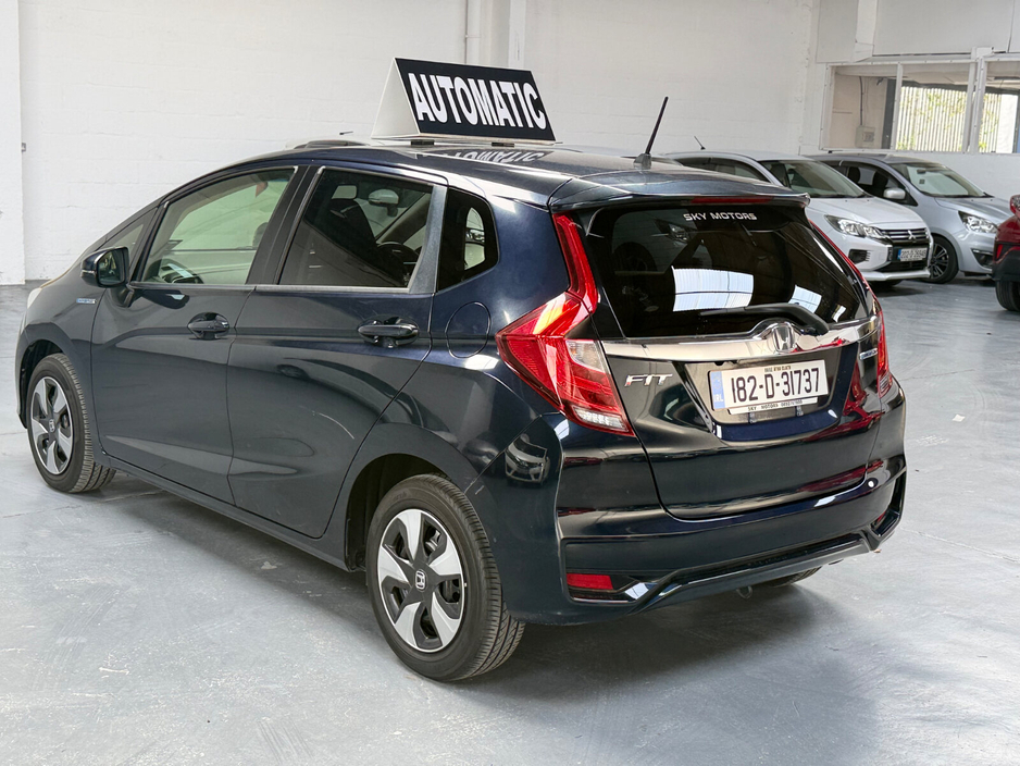2018 Honda Jazz - image 6