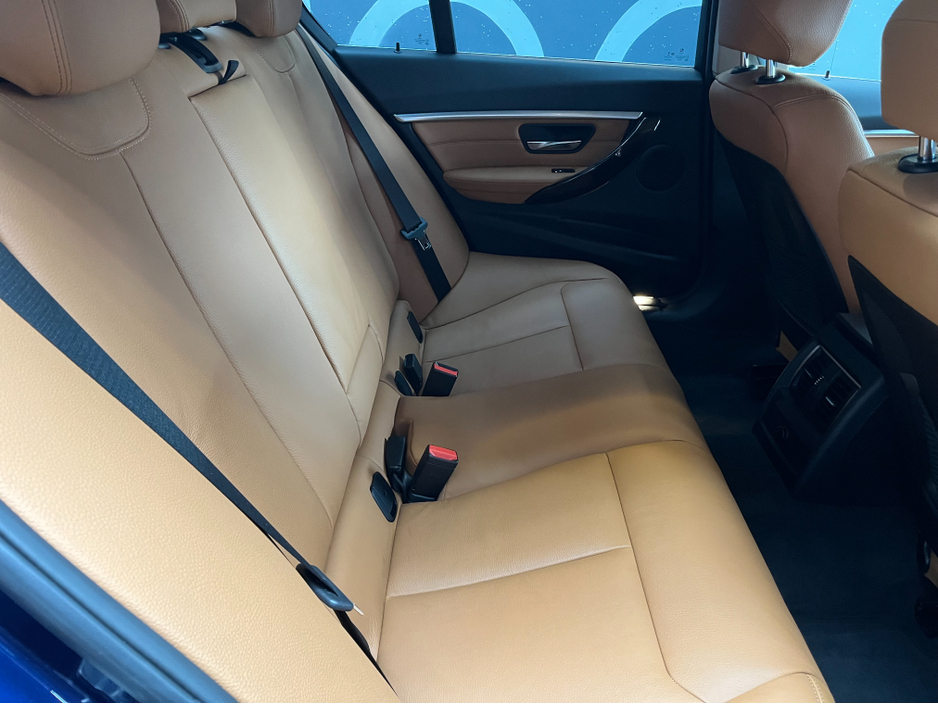 2018 BMW 3 Series €23950 BMW 330E LUXURY iPERFORMANCE 2.0 AUTOMATIC / CRUISE CONTROL / REVERSE CAMERA & PARKING SENSORS / ELECTRIC MEMORY & HEATED SEATS €23,950