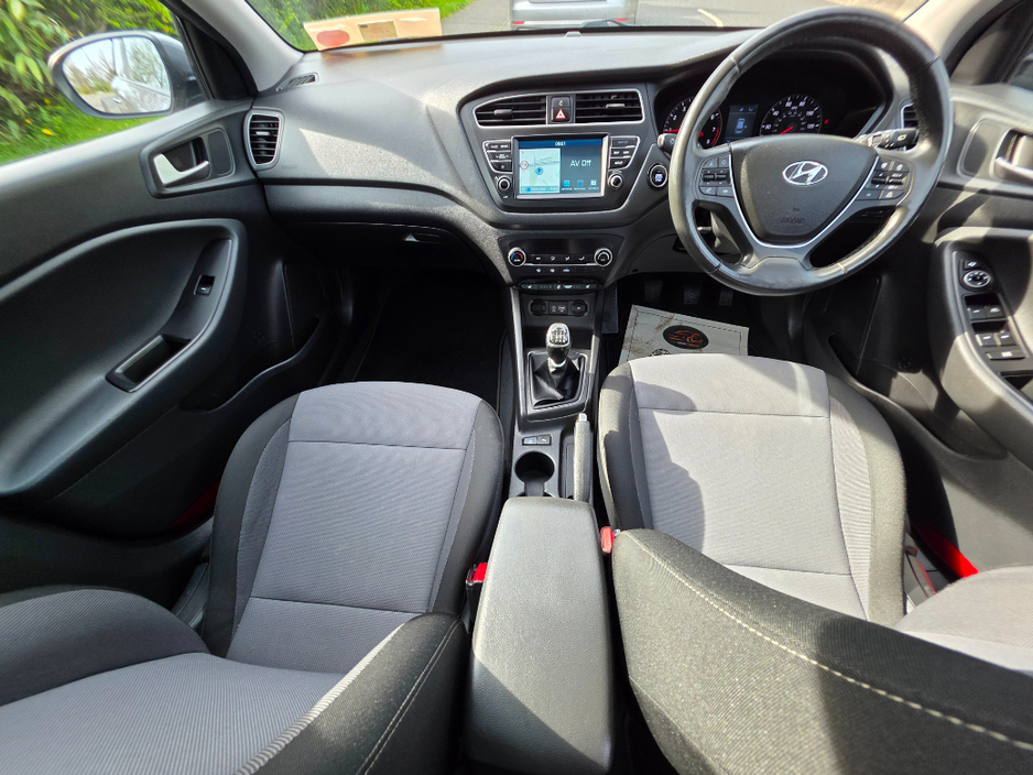 2019 Hyundai i20 - image 12