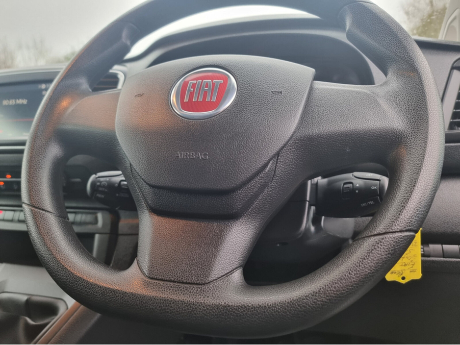 2023 Fiat Scudo - image 13