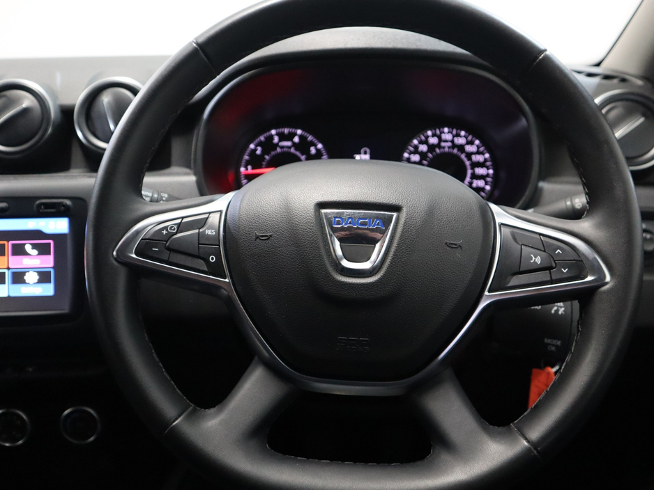 2019 Dacia Duster - image 9