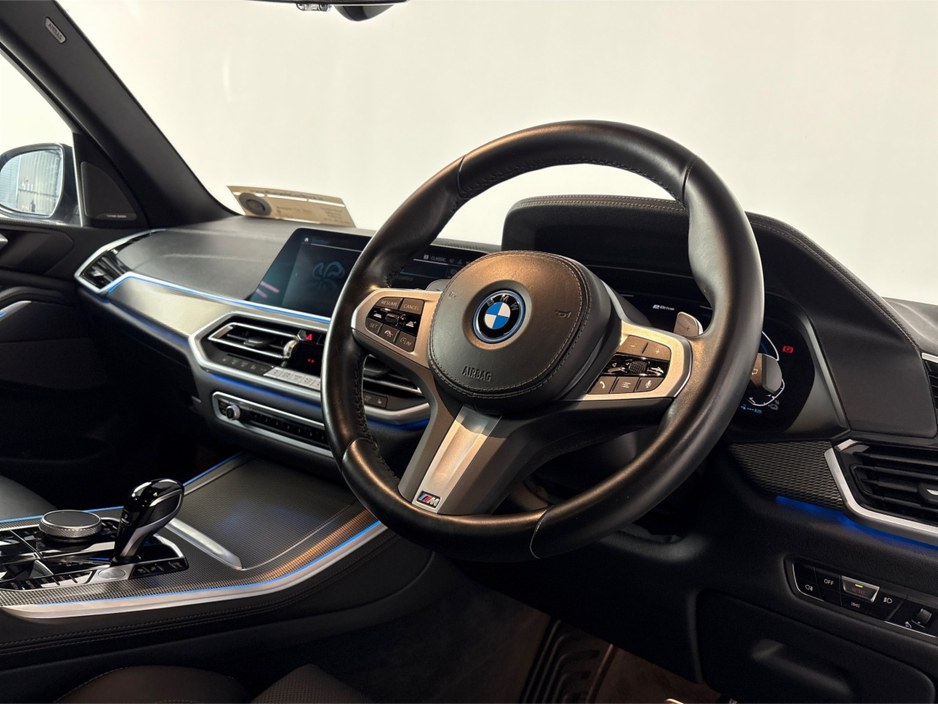 2023 BMW X5 - image 15