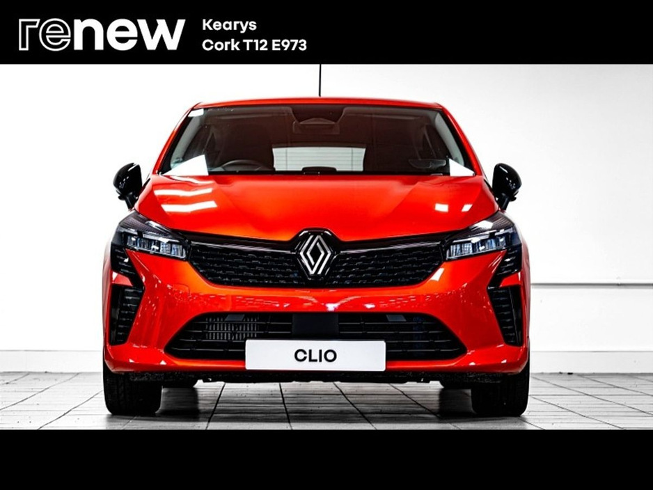 2025 Renault Clio - image 8