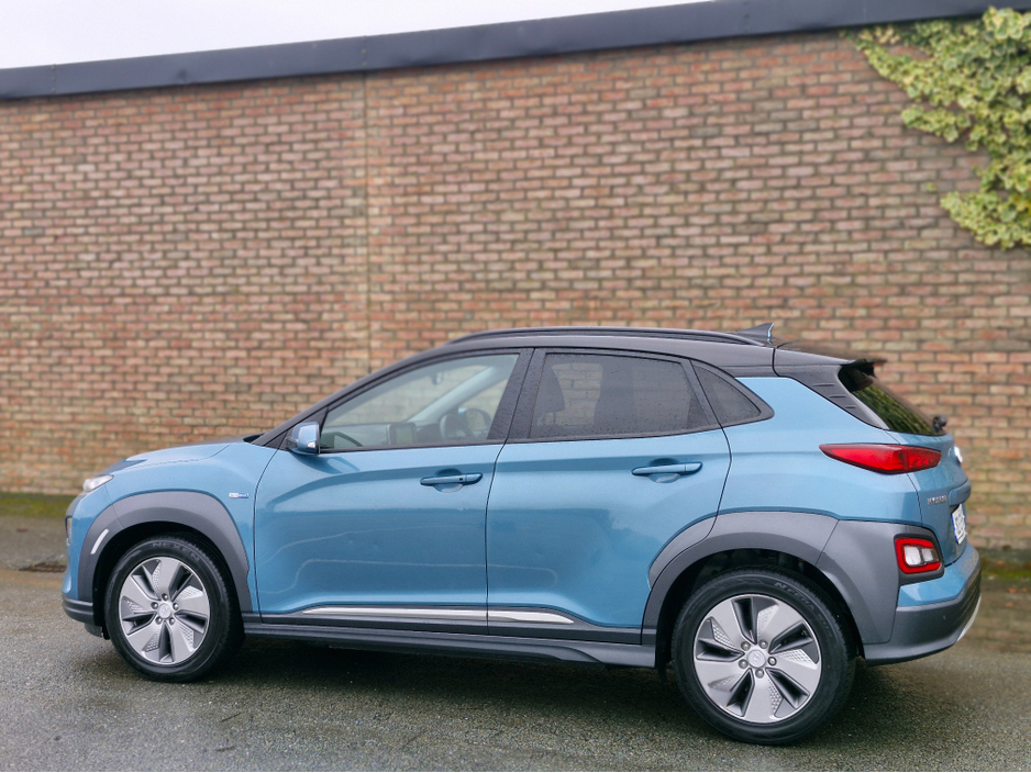 2018 Hyundai Kona - image 3