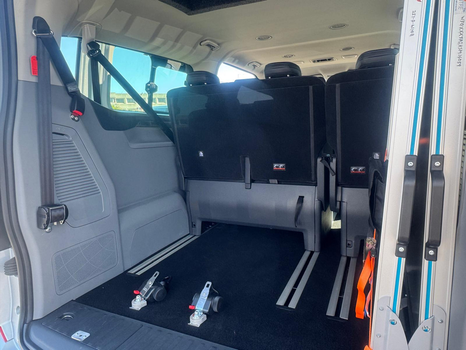 2026 Ford Tourneo Custom PHEV 2.5 Titanium Wheelchair Accessible Taxi