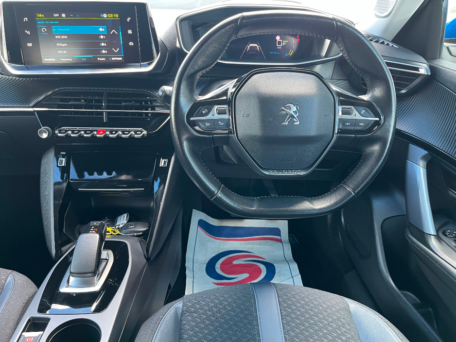 2021 Peugeot 2008 - image 13